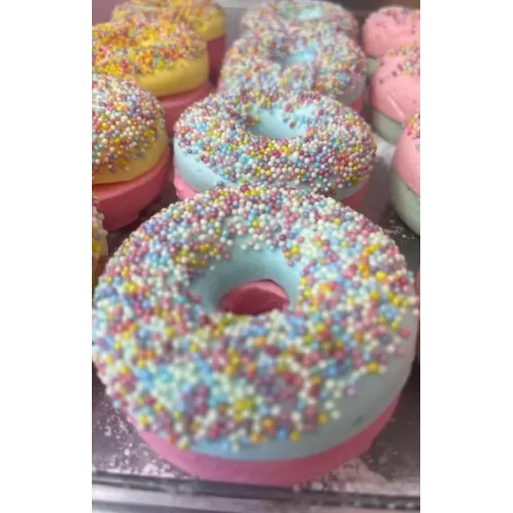 NY!!  Marshmallow DONUT  Tutti frutti & Jordbær